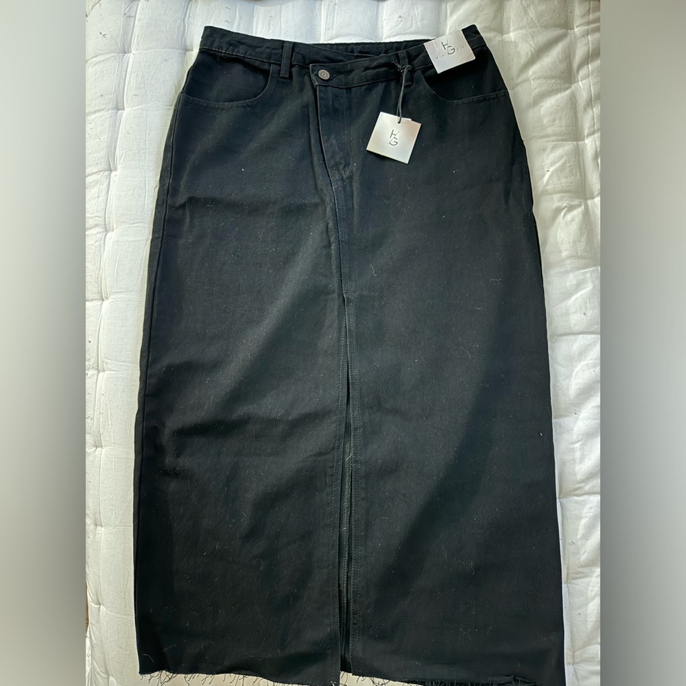 Asymmetrical Front Split High Waisted Skirt